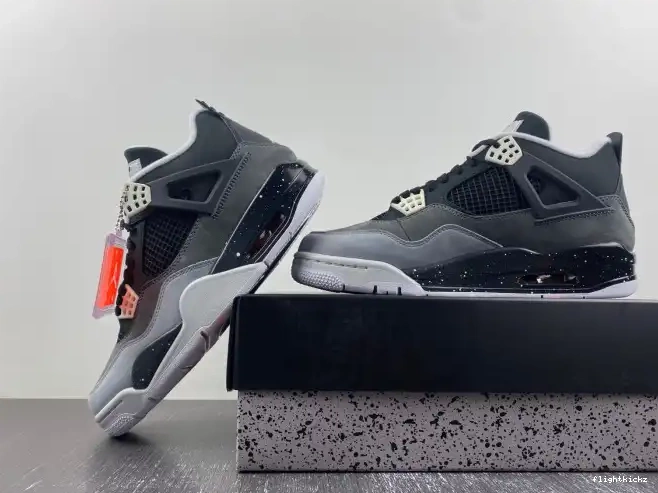 Fear Retro (2013) 626969-030 Pack Jordan 4 0505